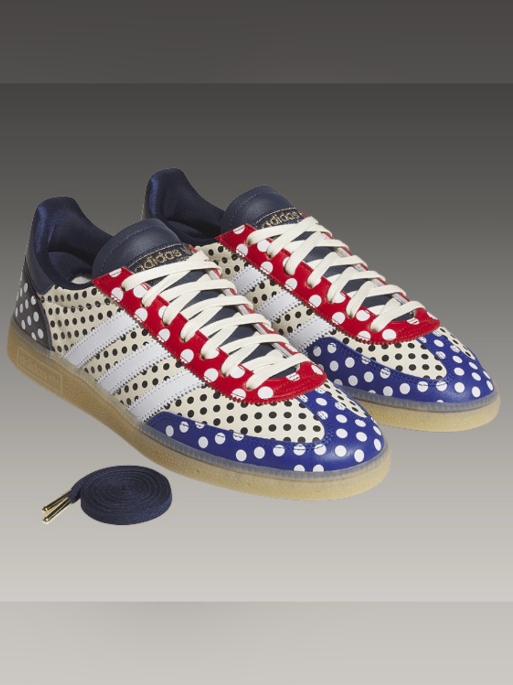 Sneaker Politics x adidas Originals Handball
Spezial 'Rhythm & Blues'